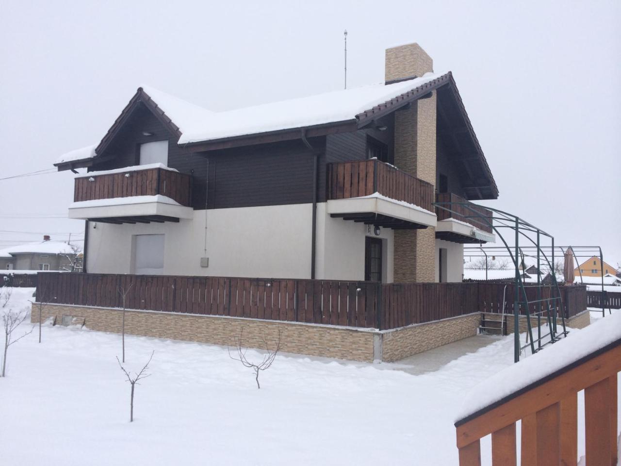 Pensiunea Dany - Crys Zvoristea Exterior foto